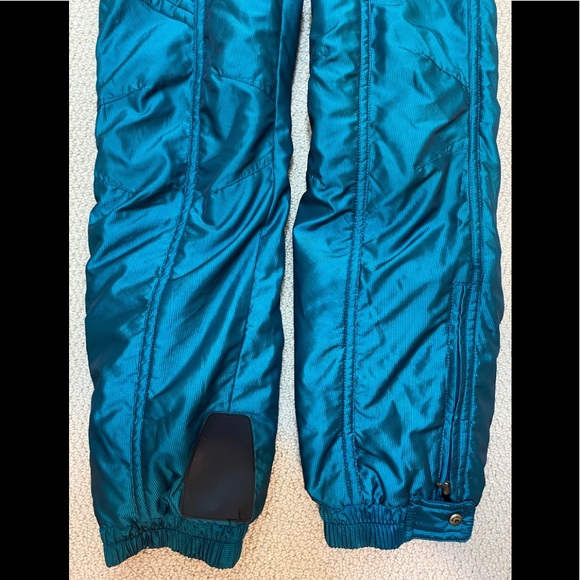 SOLD-Descente 1 Piece Ski Suit Women’s Size 4 - Picture 5 of 16